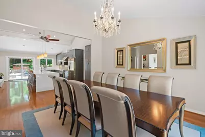 6825 Capri Place, Bethesda, MD 20817 - Photo 15