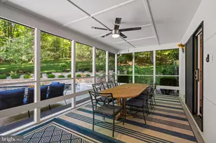 6825 Capri Pl, Bethesda, MD 20817 - Photo 47