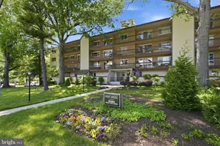 10320 Westlake Dr, Bethesda, MD 20817 - Photo 1
