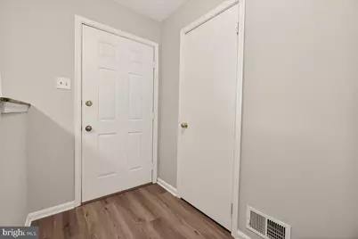 20477 Summersong Lane, Germantown, MD 20874 - Photo 7