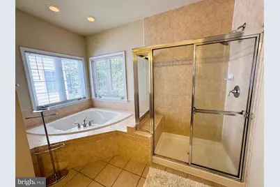 198 Hidden Forest Court, Gaithersburg, MD 20877 - Photo 31