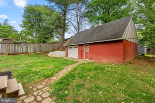 1302 Coral Sea Dr, Rockville, MD 20851 - Photo 23