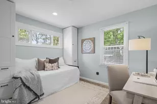 1302 Coral Sea Dr, Rockville, MD 20851 - Photo 17