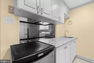 10067 Maple Leaf Dr, Montgomery Village, MD 20886 - Photo 33