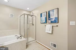 708 Market St E, Gaithersburg, MD 20878 - Photo 25