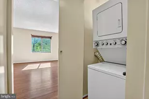3310 N Leisure World Blvd, Silver Spring, MD 20906 - Photo 27