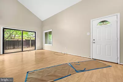 9110 Centerway Road, Gaithersburg, MD 20879 - Photo 5