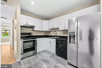 9110 Centerway Road, Gaithersburg, MD 20879 - Photo 11