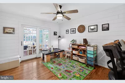8600 Plum Creek Drive, Gaithersburg, MD 20882 - Photo 13