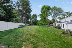8600 Plum Creek Dr, Gaithersburg, MD 20882 - Photo 49