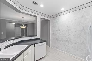 311 High Gables Dr, Gaithersburg, MD 20878 - Photo 15