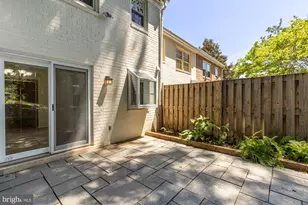 746 Azalea Dr, Rockville, MD 20850 - Photo 17