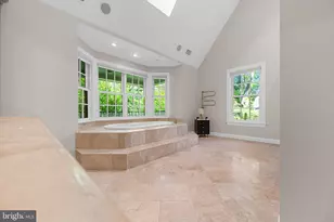 9541 E Bexhill Dr, Kensington, MD 20895 - Photo 59