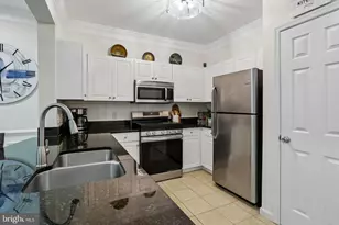 31 Booth St, Gaithersburg, MD 20878 - Photo 5