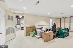 9300 Judge Pl, Montgomery Village, MD 20886 - Photo 25