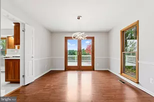10 Dellcastle Ct, Gaithersburg, MD 20886 - Photo 9