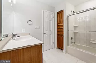10 Dellcastle Ct, Gaithersburg, MD 20886 - Photo 27