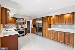10 Dellcastle Ct, Gaithersburg, MD 20886 - Photo 13