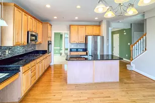 218 Cork Tree Ln, Rockville, MD 20850 - Photo 13