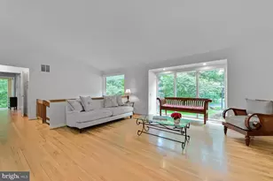 5 Persimmon Ct, Bethesda, MD 20817 - Photo 17
