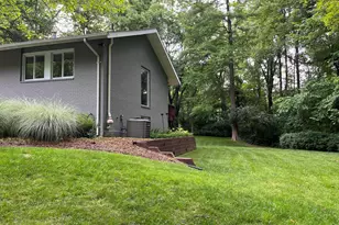5 Persimmon Ct, Bethesda, MD 20817 - Photo 39