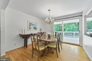5 Persimmon Ct, Bethesda, MD 20817 - Photo 5