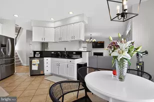 21104 Hickory Forest Way, Germantown, MD 20876 - Photo 11
