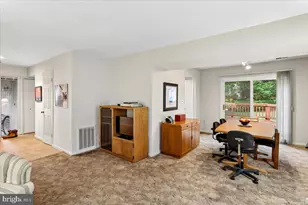 18705 Heritage Hills Dr, Brookeville, MD 20833 - Photo 9
