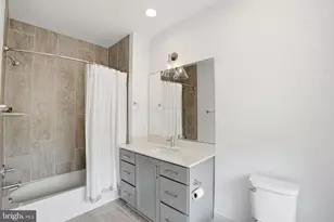 11400 Emerald Park Rd, Potomac, MD 20854 - Photo 27