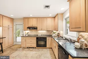 2508 Redmiles Dr, Silver Spring, MD 20905 - Photo 9