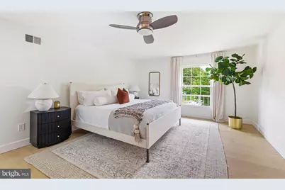 10900 Gainsborough Road, Potomac, MD 20854 - Photo 25