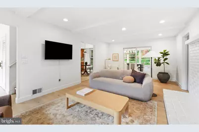 10900 Gainsborough Road, Potomac, MD 20854 - Photo 17