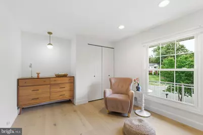 10900 Gainsborough Road, Potomac, MD 20854 - Photo 33