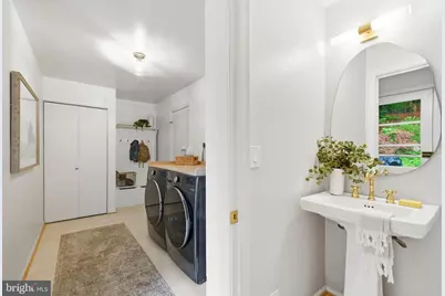 10900 Gainsborough Road, Potomac, MD 20854 - Photo 23