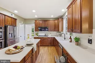 13903 Bromfield Rd, Germantown, MD 20874 - Photo 11