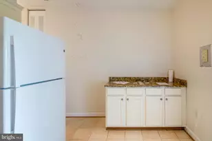 18730 Walkers Choice Rd, Montgomery Village, MD 20886 - Photo 19