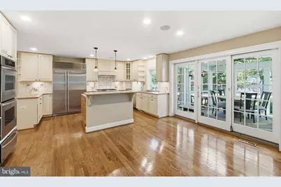 9904 Hall Road, Potomac, MD 20854 - Photo 5