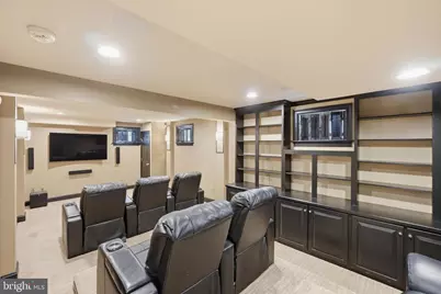 9904 Hall Road, Potomac, MD 20854 - Photo 25