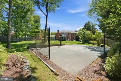 9904 Hall Road, Potomac, MD 20854 - Photo 33