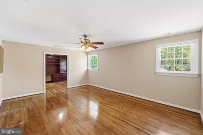 9904 Hall Road, Potomac, MD 20854 - Photo 15