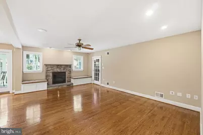 9904 Hall Road, Potomac, MD 20854 - Photo 11
