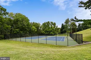 18722 Walkers Choice Rd, Burtonsville, MD 20866 - Photo 23