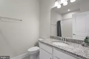 9610 Fields Rd, Gaithersburg, MD 20878 - Photo 23