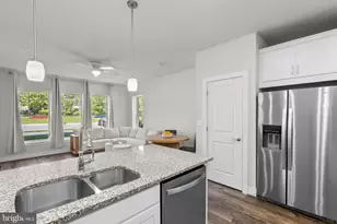 9610 Fields Rd, Gaithersburg, MD 20878 - Photo 11