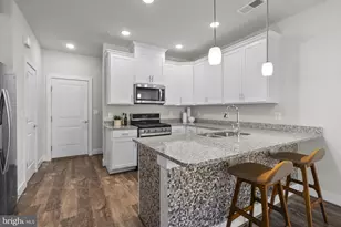 9610 Fields Rd, Gaithersburg, MD 20878 - Photo 9