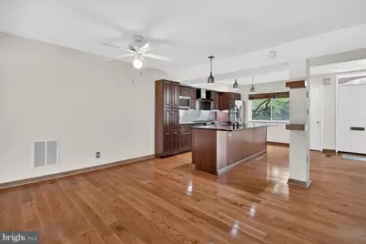 180 New Mark Esplanade, Rockville, MD 20850 - Photo 7