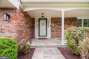 10748 Middleboro Dr, Damascus, MD 20872 - Photo 3