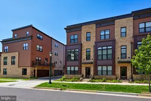 3328 Woodland Phlox St, Rockville, MD 20852 - Photo 3