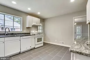 3303 Winnett Rd, Chevy Chase, MD 20815 - Photo 9