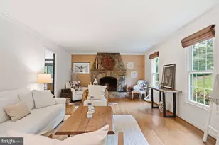 26135 Viewland Dr, Damascus, MD 20872 - Photo 9
